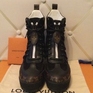 Louis Vuitton Laureate Platform Desert Boot